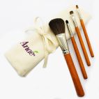 Trousse de maquillage avec brosses et pinceaux